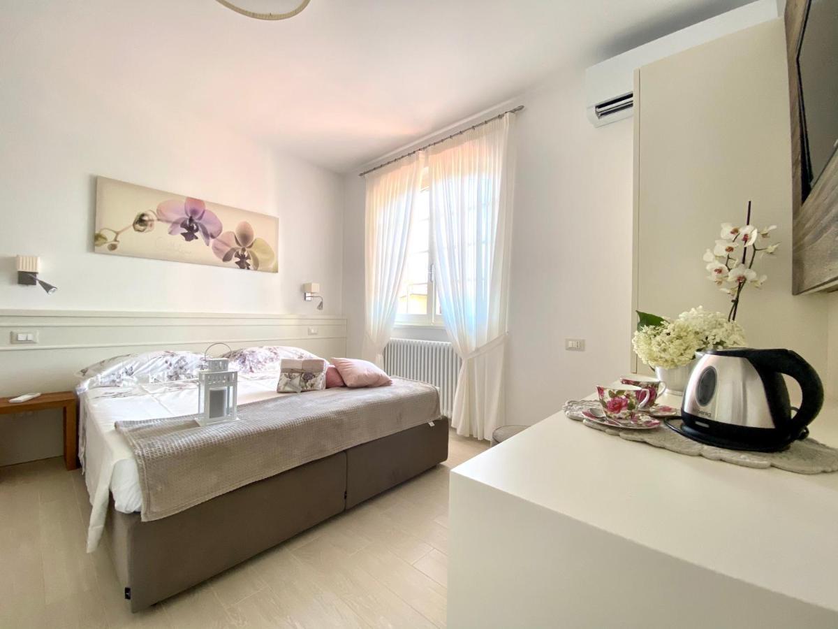Bellaisa Bed & Breakfast Camaiore Exterior photo